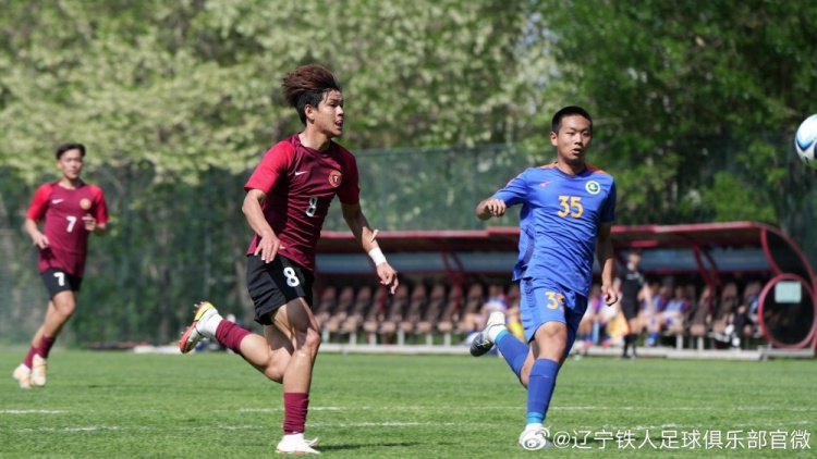 U17区域联赛辽宁铁人遭逆转 2-3负济南历城二中 U17区域联赛辽宁铁人遭逆转 2-3负济南历城二中