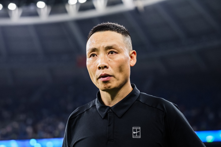 两连胜难阻陈涛下课,深圳新鹏城半程换帅